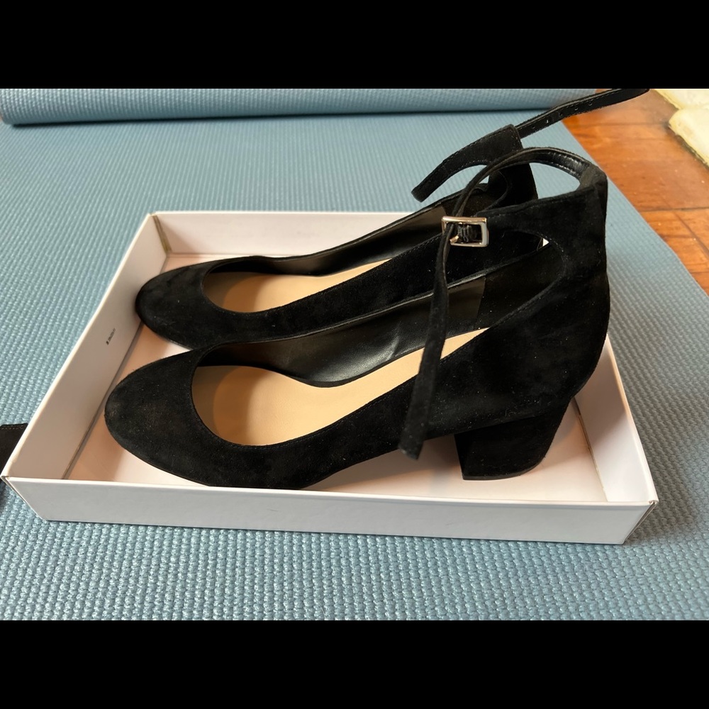 Aldo Black strapped Heel